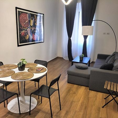 Apartamento Red Roses Domus Roma Exterior foto