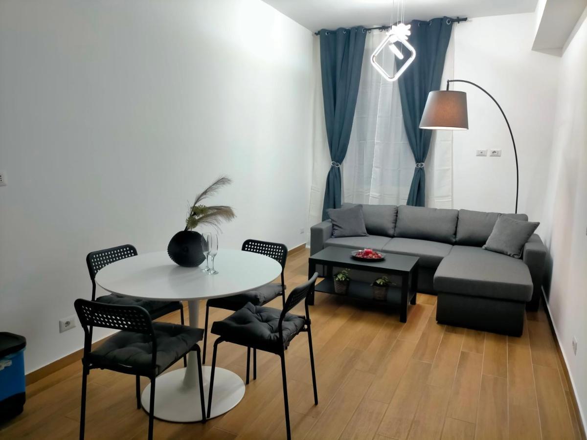 Apartamento Red Roses Domus Roma Exterior foto