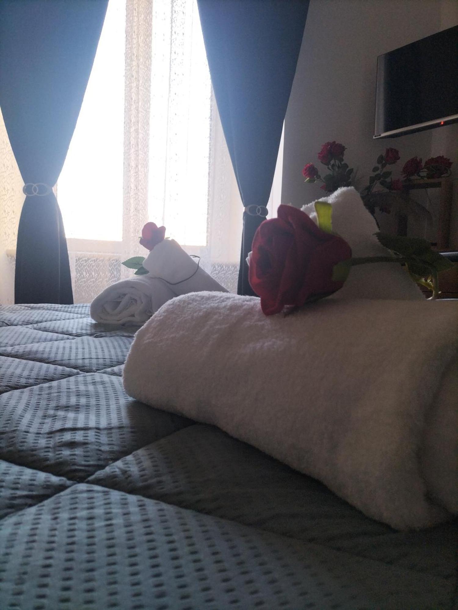 Apartamento Red Roses Domus Roma Exterior foto