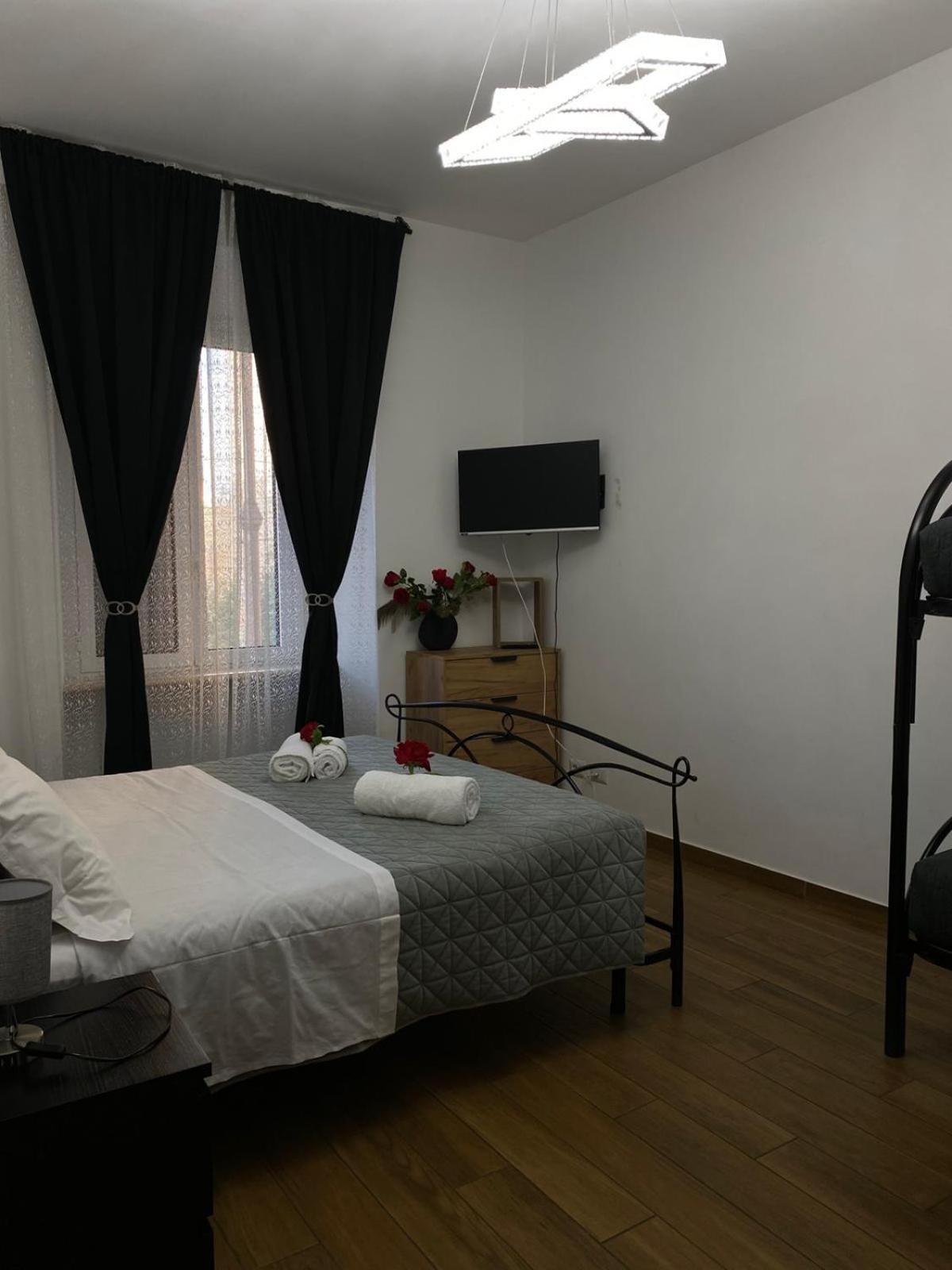 Apartamento Red Roses Domus Roma Exterior foto